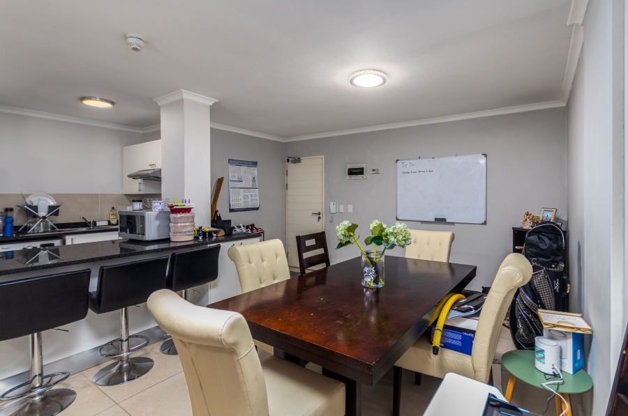 2 Bedroom Property for Sale in Claremont Upper Western Cape